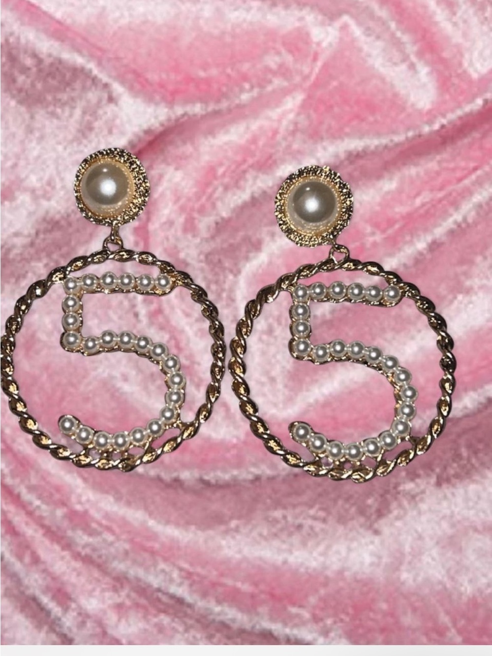 Elegant Gold and Pearl Earrings